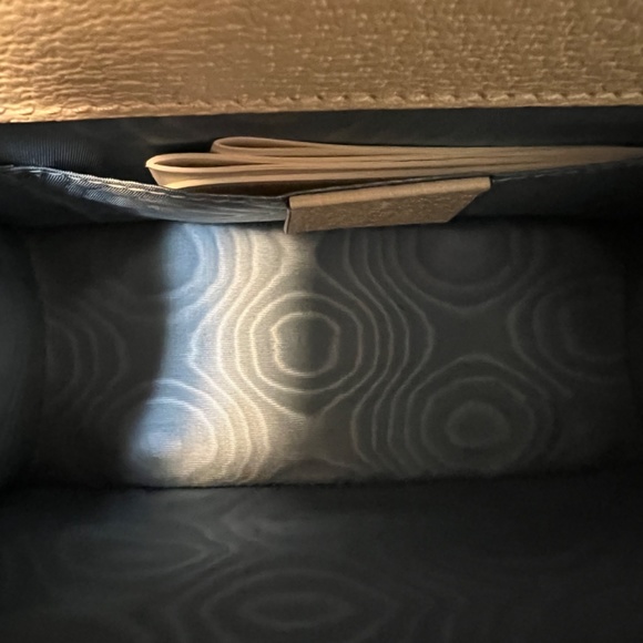 New Gucci Sylvie top handle bag - Picture 7 of 7